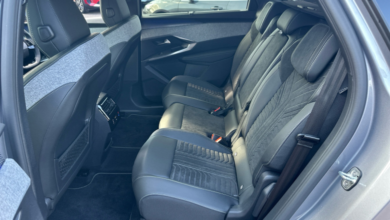 Peugeot 5008 157kW GT 73kWh 5dr Auto Electric Estate